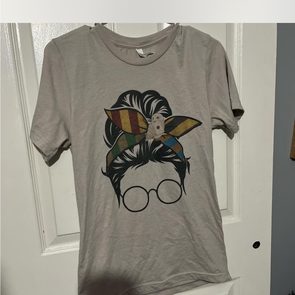 Graphic T-Shirt with Colorful Headscarf Design